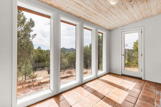 87 Quartz Trail, Santa Fe, NM 87505