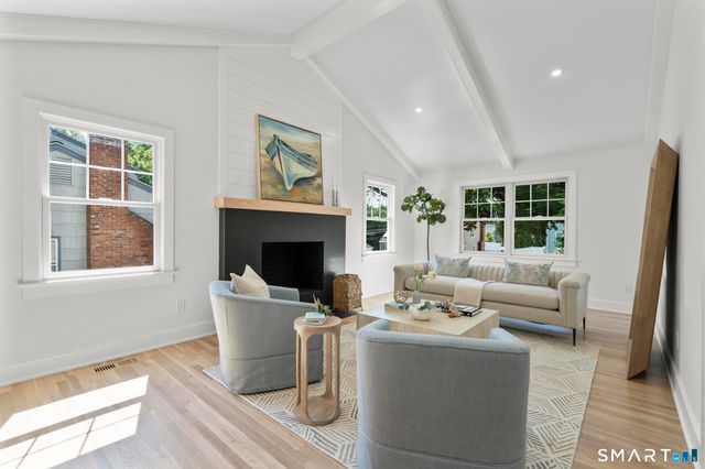 41 Pepperbush Lane, Fairfield, CT 06824