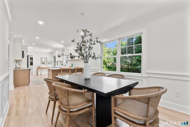 41 Pepperbush Lane, Fairfield, CT 06824