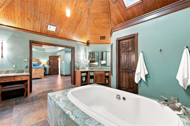 4300 Eaton Circle, Colleyville, TX 76034