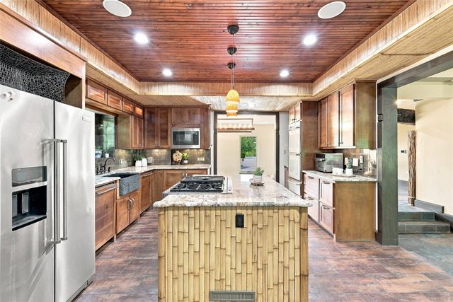 4300 Eaton Circle, Colleyville, TX 76034