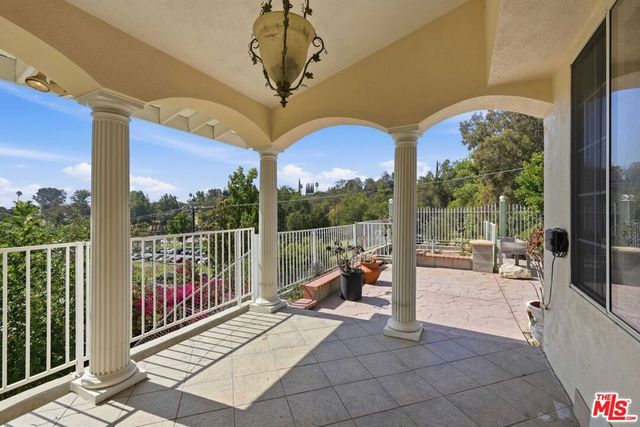 6602 Daryn Drive, West Hills, CA 91307