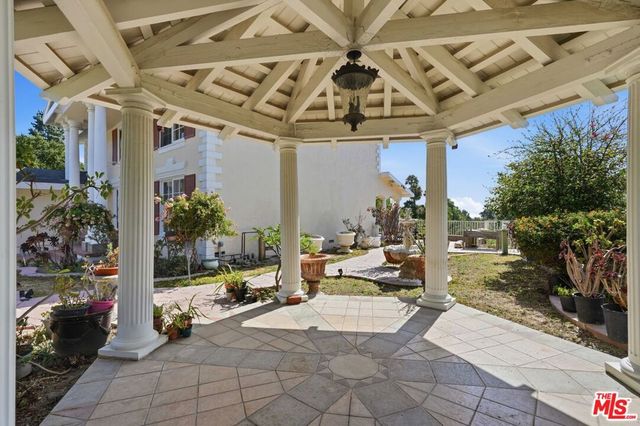 6602 Daryn Drive, West Hills, CA 91307