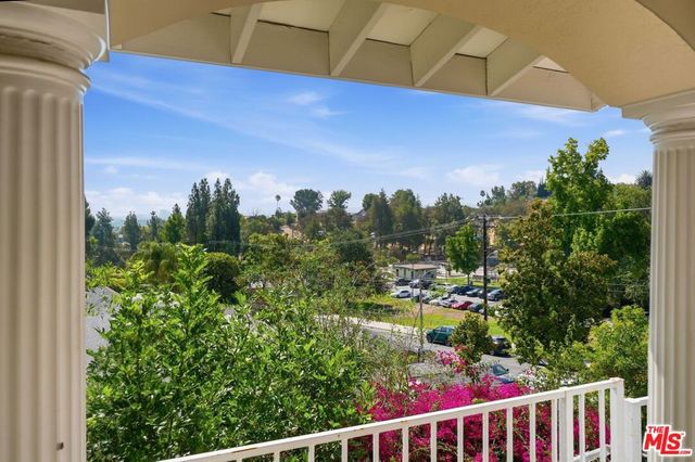 6602 Daryn Drive, West Hills, CA 91307