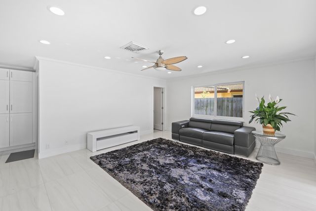3531 NE 30th Avenue, Lighthouse Point, FL 33064