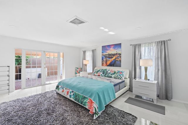 3531 NE 30th Avenue, Lighthouse Point, FL 33064
