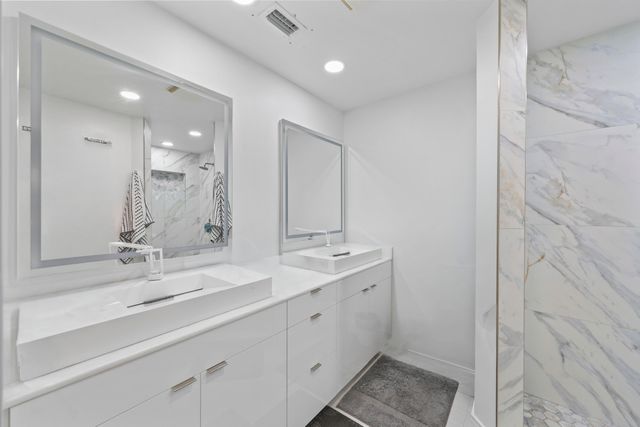 3531 NE 30th Avenue, Lighthouse Point, FL 33064