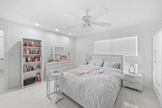 3531 NE 30th Avenue, Lighthouse Point, FL 33064