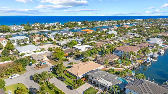 3531 NE 30th Avenue, Lighthouse Point, FL 33064