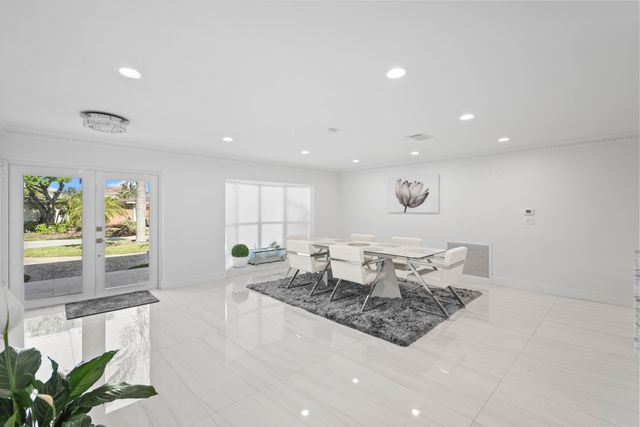 3531 NE 30th Avenue, Lighthouse Point, FL 33064