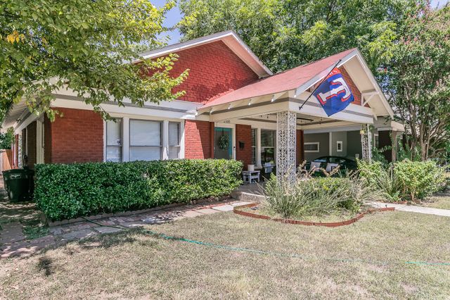 2100 5th Avenue, Fort Worth, TX 76110