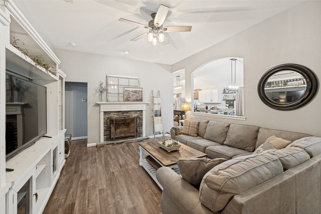 2828 Watercress Drive, Little Elm, TX 75068