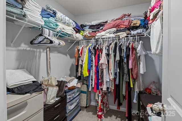 822 Lakehill Road, Charlotte, NC 28214