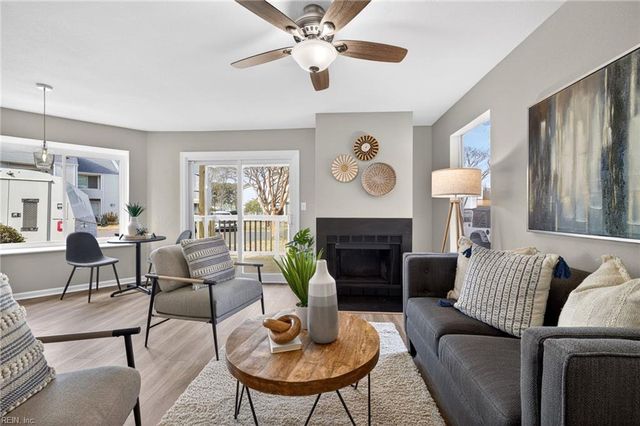 4725 Teal Duck CT, Virginia Beach, VA 23462