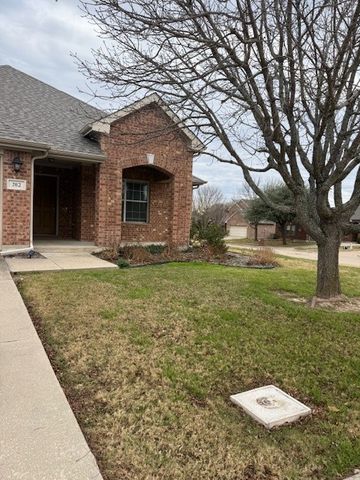 202 Lawson Farms Drive, Midlothian, TX 76065