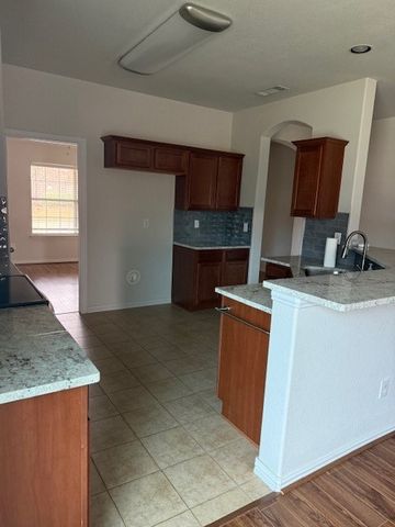 202 Lawson Farms Drive, Midlothian, TX 76065