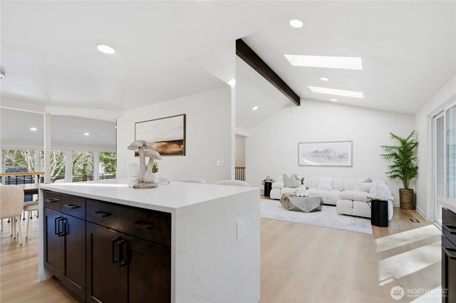 4521 146th Avenue SE, Bellevue, WA 98006