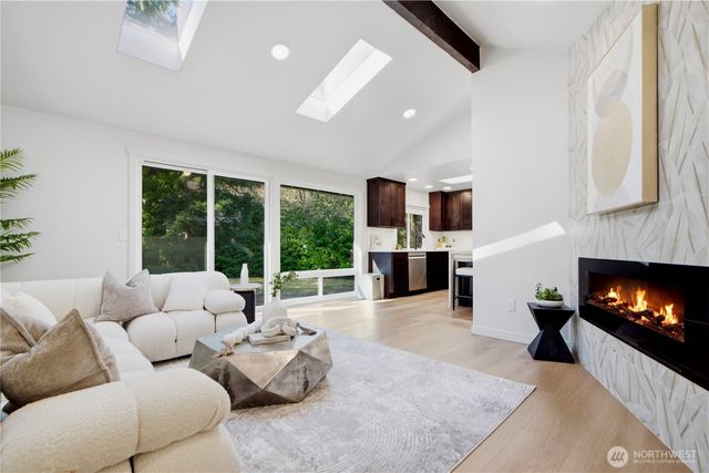 4521 146th Avenue SE, Bellevue, WA 98006