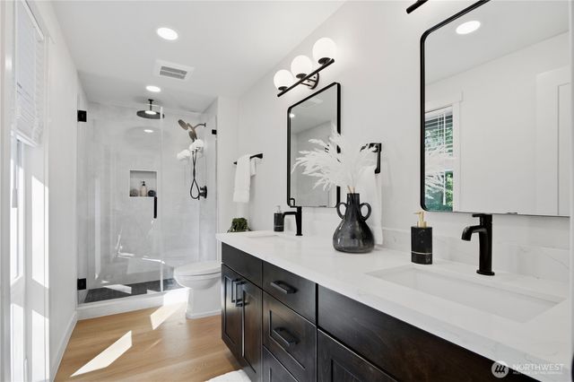 4521 146th Avenue SE, Bellevue, WA 98006