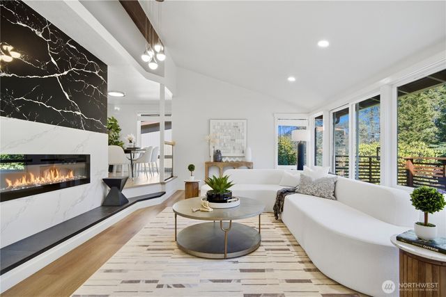 4521 146th Avenue SE, Bellevue, WA 98006