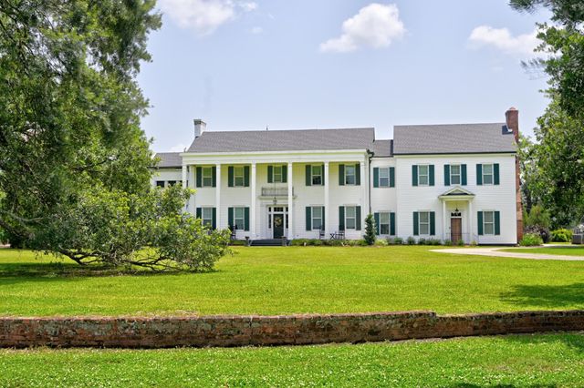 2123 St. Mary Highway, Thibodaux, LA 70301