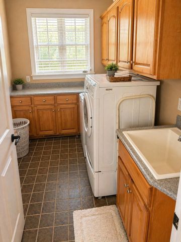 164 Sparrow Road, Saint George, SC 29477