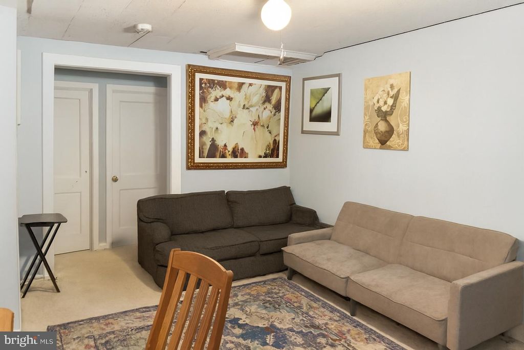 3928 8TH ST, Baltimore, MD 21225