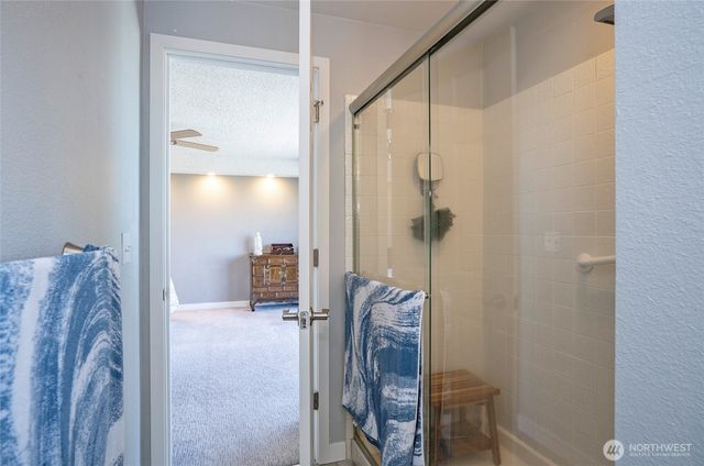 96 Kim Court, Steilacoom, WA 98388