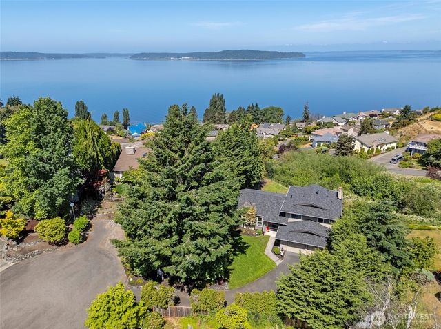 96 Kim Court, Steilacoom, WA 98388