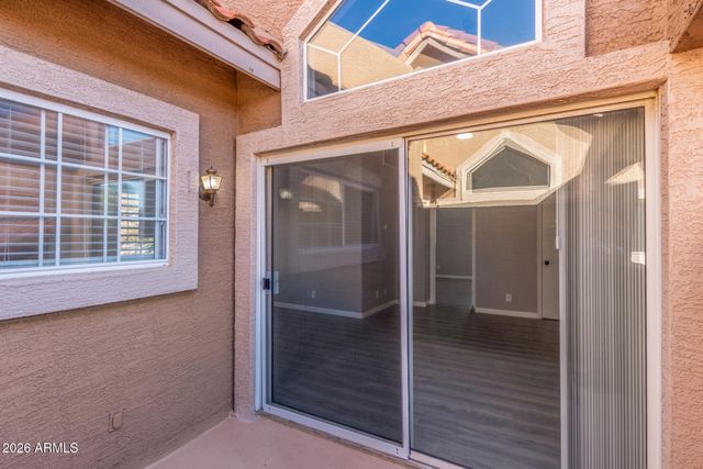 1633 E LAKESIDE Drive 67, Gilbert, AZ 85234