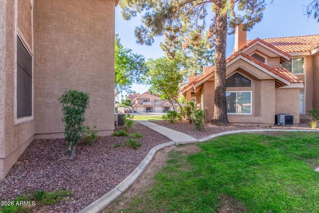 1633 E LAKESIDE Drive 67, Gilbert, AZ 85234