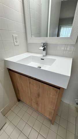 300 SW 134TH WY 304E, Pembroke Pines, FL 33027