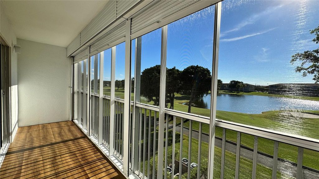 300 SW 134TH WY 304E, Pembroke Pines, FL 33027