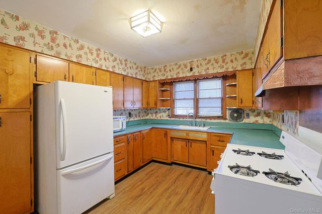 34 Old Bedford Road, Goldens Bridge, NY 10526