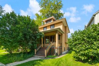 1015 Clarence Avenue, Oak Park, IL 60304