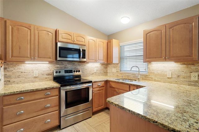 2033 GARWOOD DRIVE, Orlando, FL 32822