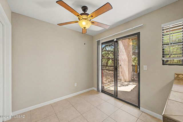 6415 N Tierra de las Catalinas Apt 38, Tucson, AZ 85718