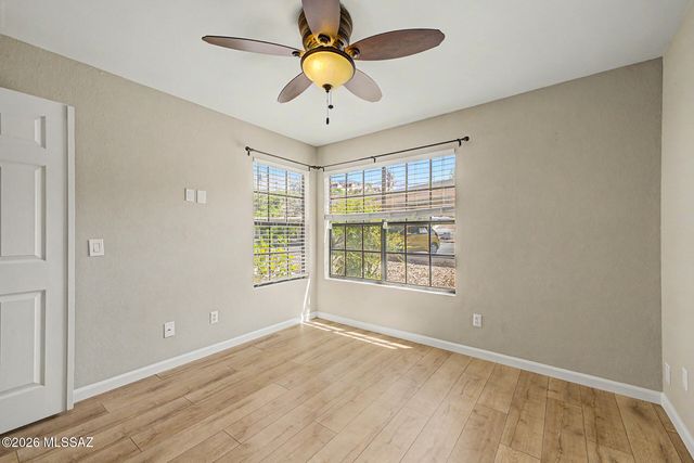 6415 N Tierra de las Catalinas Apt 38, Tucson, AZ 85718