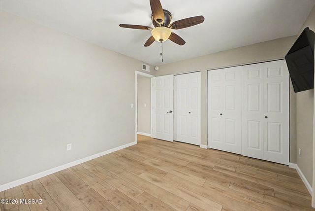 6415 N Tierra de las Catalinas Apt 38, Tucson, AZ 85718