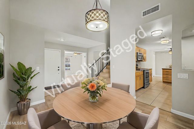 6415 N Tierra de las Catalinas Apt 38, Tucson, AZ 85718