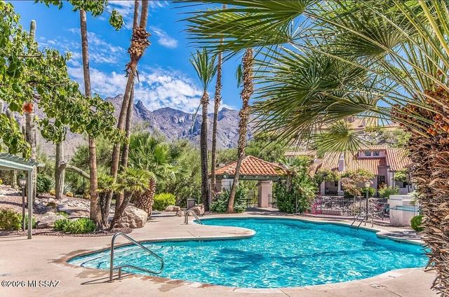 6415 N Tierra de las Catalinas Apt 38, Tucson, AZ 85718