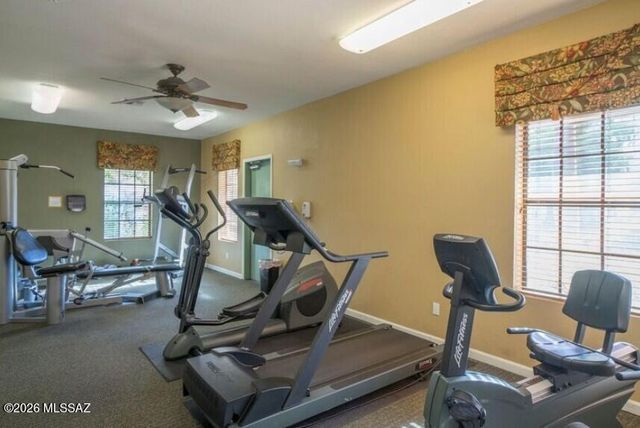 6415 N Tierra de las Catalinas Apt 38, Tucson, AZ 85718