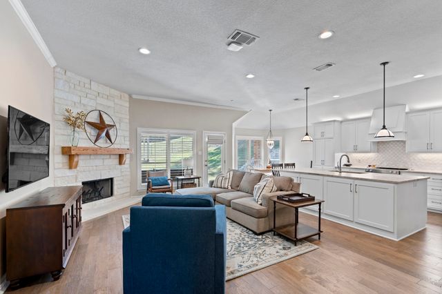 11701 Cambria Court, Fort Worth, TX 76008