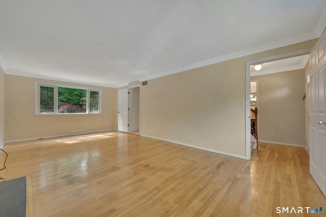 52 London Lane, Stamford, CT 06902