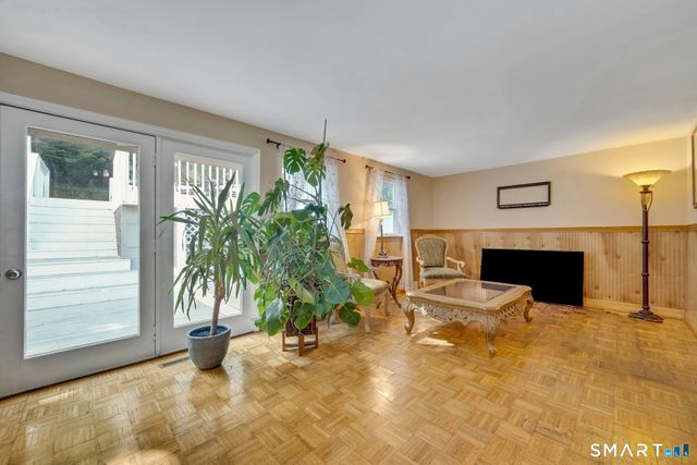 52 London Lane, Stamford, CT 06902