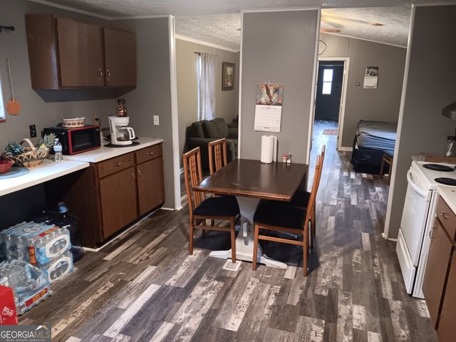 162 Weeping Willow Drive, Clarkesville, GA 30523