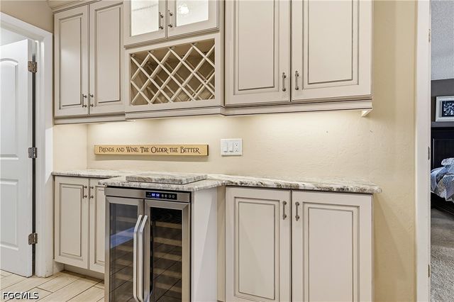 2018 SE 29th ST, Cape Coral, FL 33904