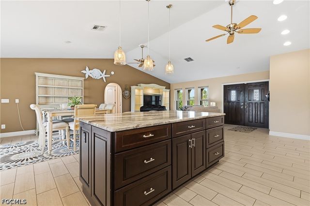 2018 SE 29th ST, Cape Coral, FL 33904