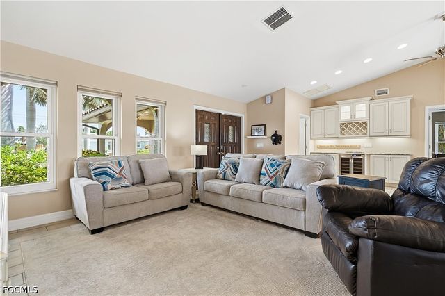 2018 SE 29th ST, Cape Coral, FL 33904