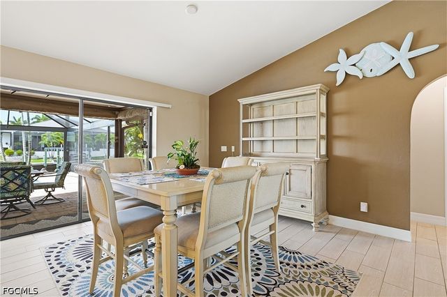 2018 SE 29th ST, Cape Coral, FL 33904